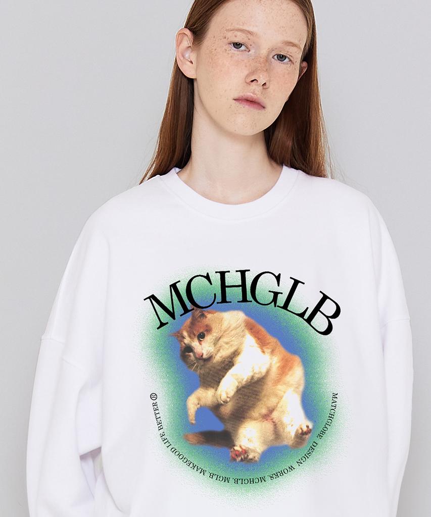 MATCHGLOBE Jump Kitten Sweatshirt (White)
