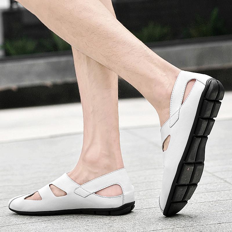 Fashion Brand Anti-collision Toe Summer Leather Men Sandals Fashion Outdoor Walking Sandals Men Non-Slip  Hollow Out Beach Flats Loafers