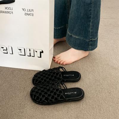 Premium Cool Slippers 2025 New Beautiful Fishing Net Shoes Woven Hollow Hole Bag Head Half Slippers Women's Summer Wear