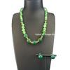 Vintage Elegant Collarbone Necklace: Retro Green Agate Bead with Brass Water Plant Stone