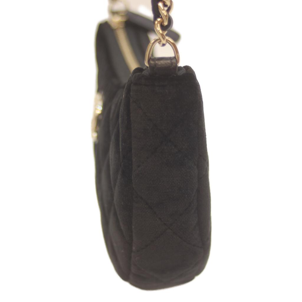 Chanel 24th Year Gift Black Velour Half Moon Chen Shoulder Bag Shoulder Bag blackUsed