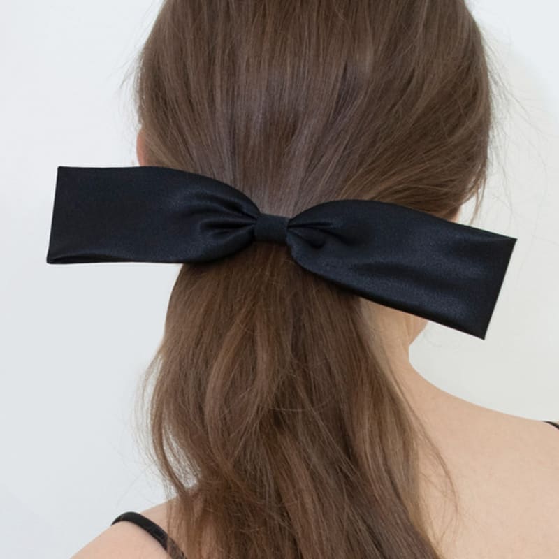 

FANTASTIC PLANET over line satin ribbon hair pin BLACK