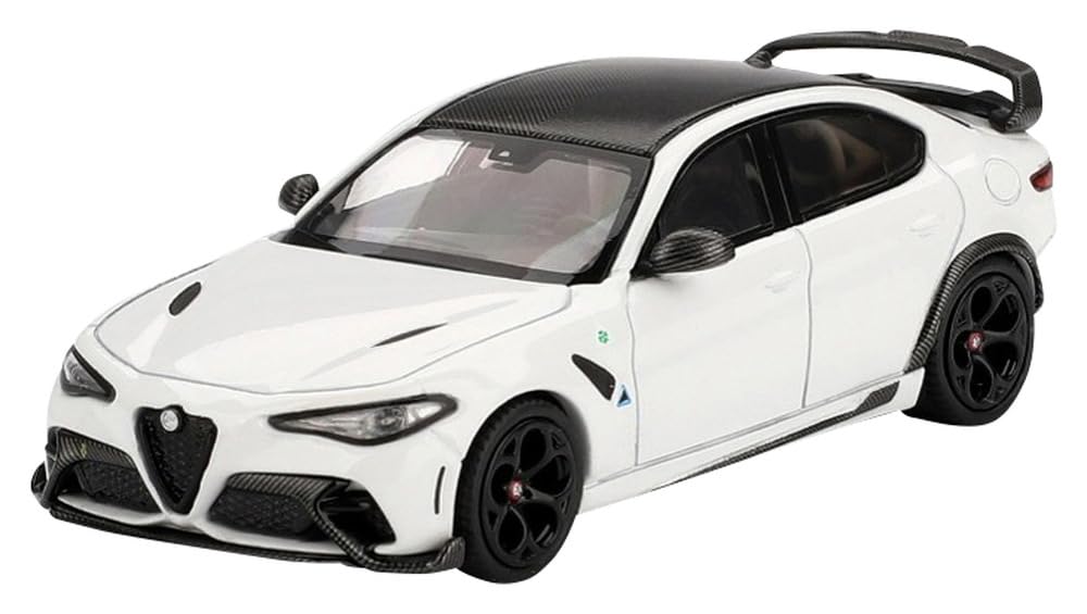 Sunrich BBR Alfa Romeo Giulia GTAm Белый Готовый продукт BBRDIE6426 1/64