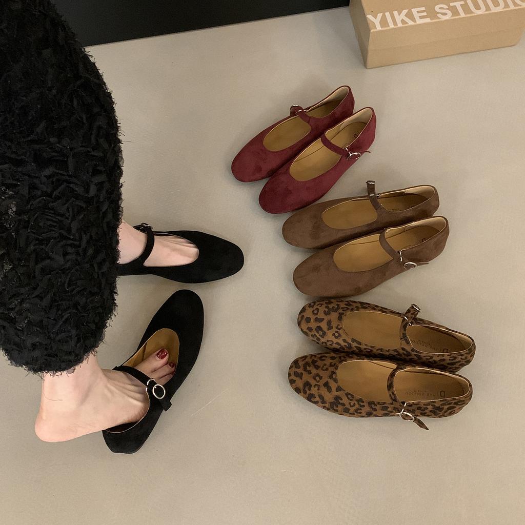 THEDOUDOU Round Head Retro Temperament Word with Mary Jane Shoes Women's 2025 Flat-bottomed Suede Single Shoes Doudou Shoes