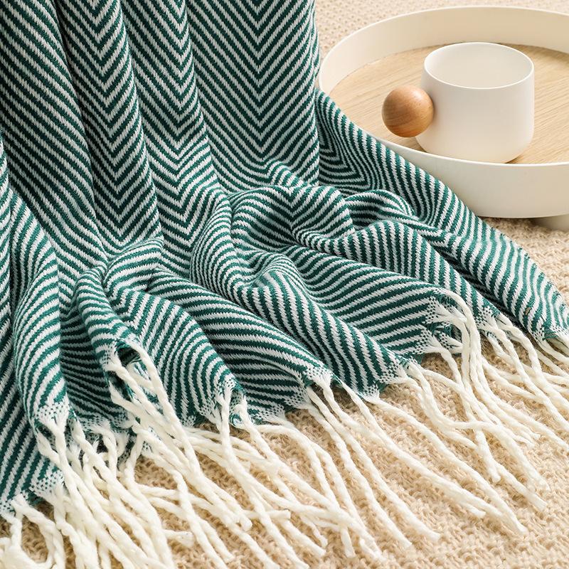 Coperta Multiuso Divano Estiva Fresca Coperta per Condizionatore Morbida Coperta Tessuta per Divano Asciugamano per Fondo Letto Sciarpa Coperta per Riposo in Ufficio