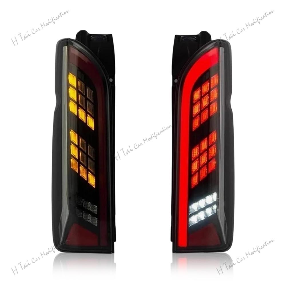 Pair LED Tail Lights For 2005-2018 Toyota Hiace Rear Lamps Taillights Rear Fog Lights Dynamic Turn Signal Car Light Assemblies Pair Of Smoke