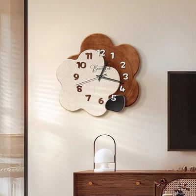 Medieval Style Clock Wall Clock Living Room High-end Simple Clock Wall Hanging New Style Light Luxury High-end Creative Home