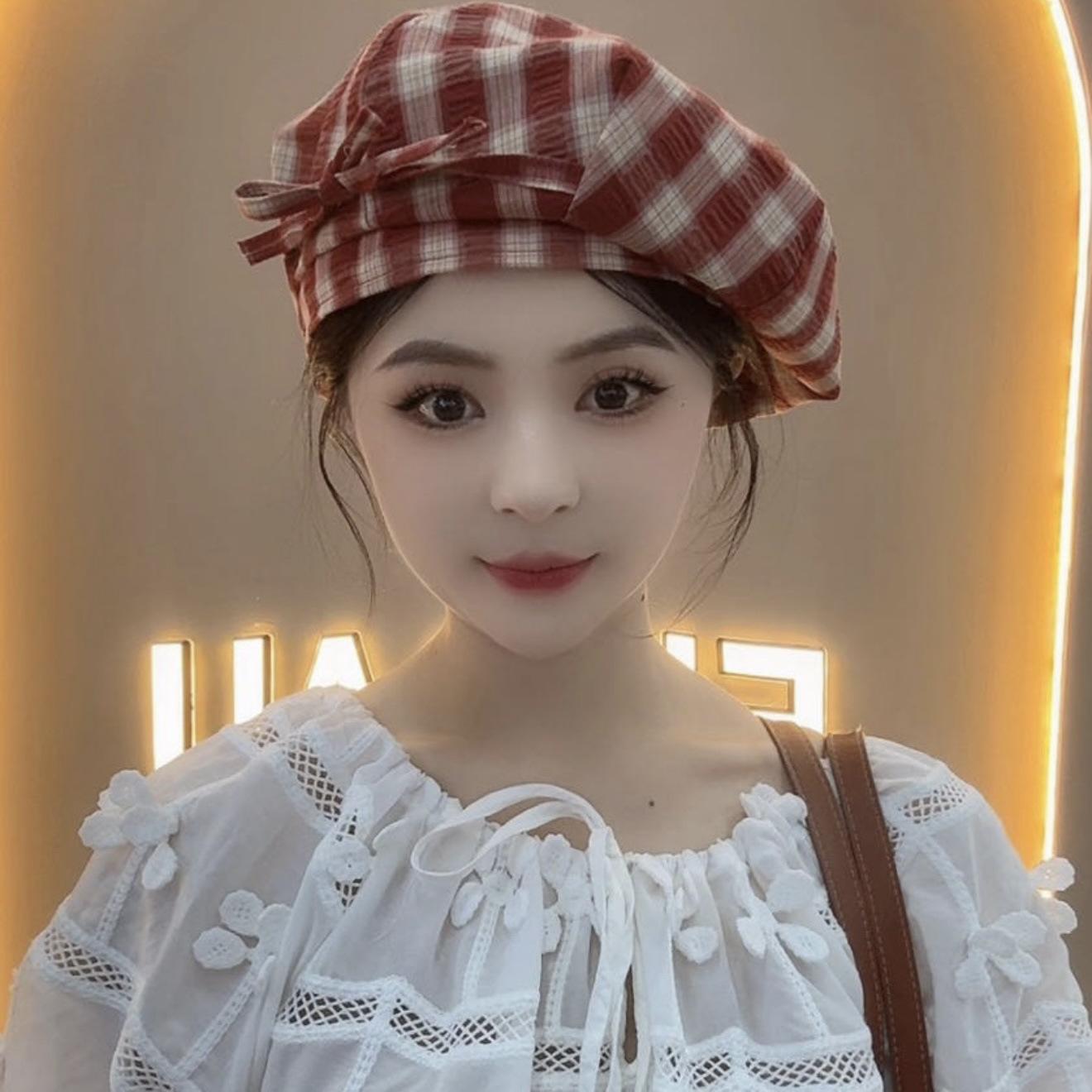 

Японская ретро восьмиугольная шляпа в черно-белую клетку, весна и осень, новая ветрозащитная и дышащая беретка, подчеркивающая лицо, маленькая литературная шляпа художника One Size