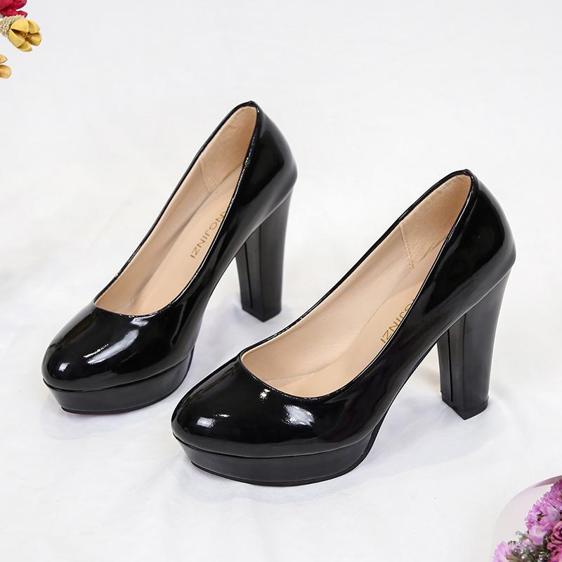 

New women s high-heeled single shoes thick-heeled PU waterproof table four seasons OL work shoes are in stock for a long time. 34 чёрный