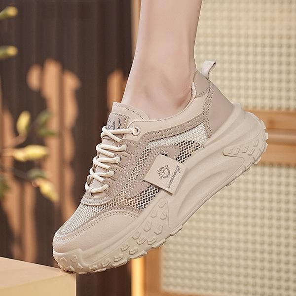 Little white shoes with skirts, thick-soled and versatile 2025 new foreign-style casual shoes, muffin and inner height-increasing sports shoes