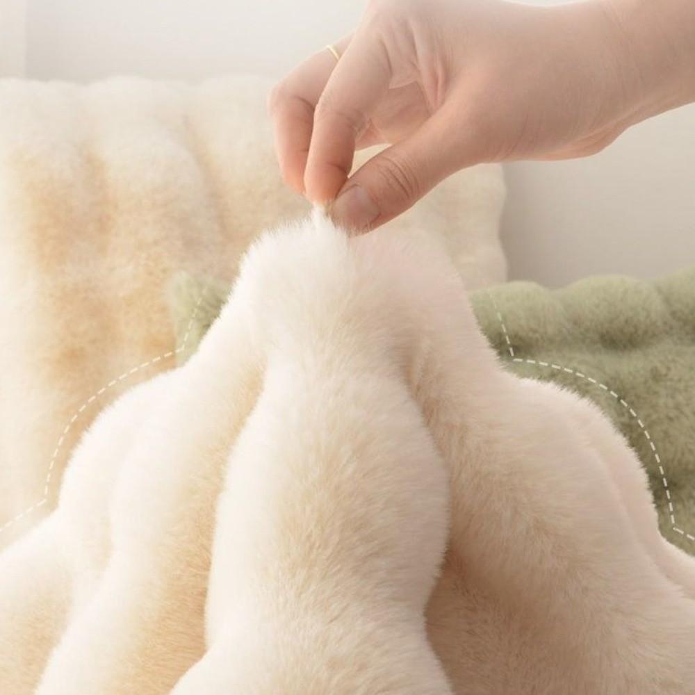 Soft Fluffy Pet Sleeping Mat Thickened Design Fluffy Pet Blanket Warm Plush Pet Mat  Indoor Pet Use