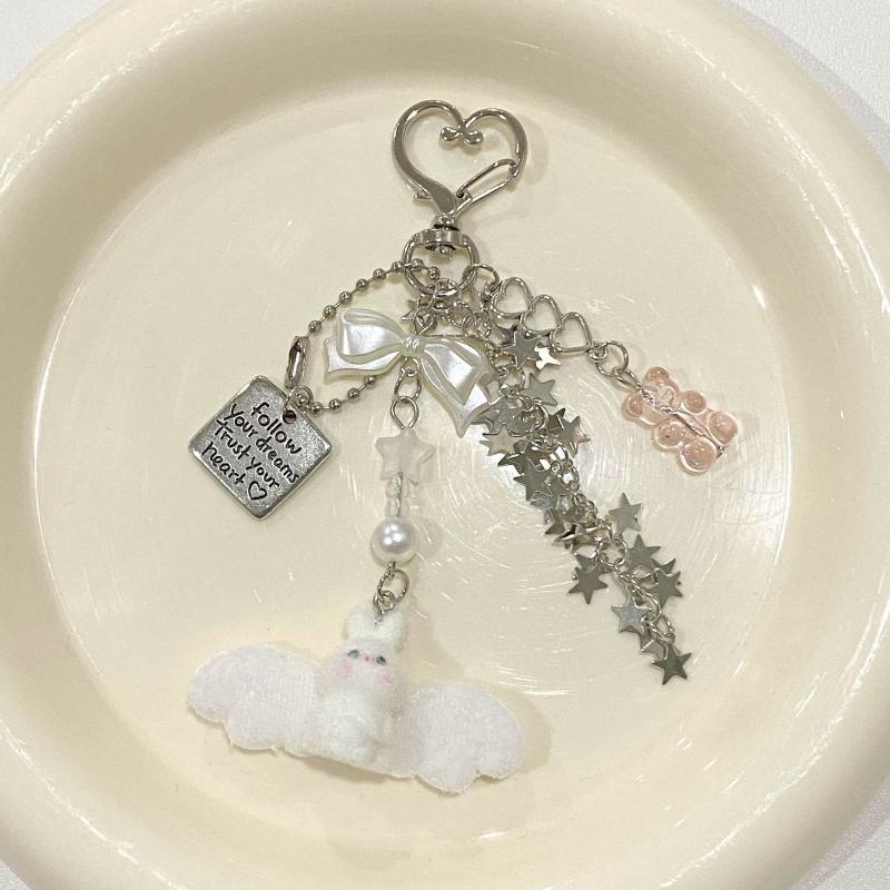 Süßer Engel-Hase Schlüsselanhänger Weicher Plüsch Anhänger Schleife Stern Charme Kawaii Rucksack Ornament für Mädchen Tägliche Nutzung