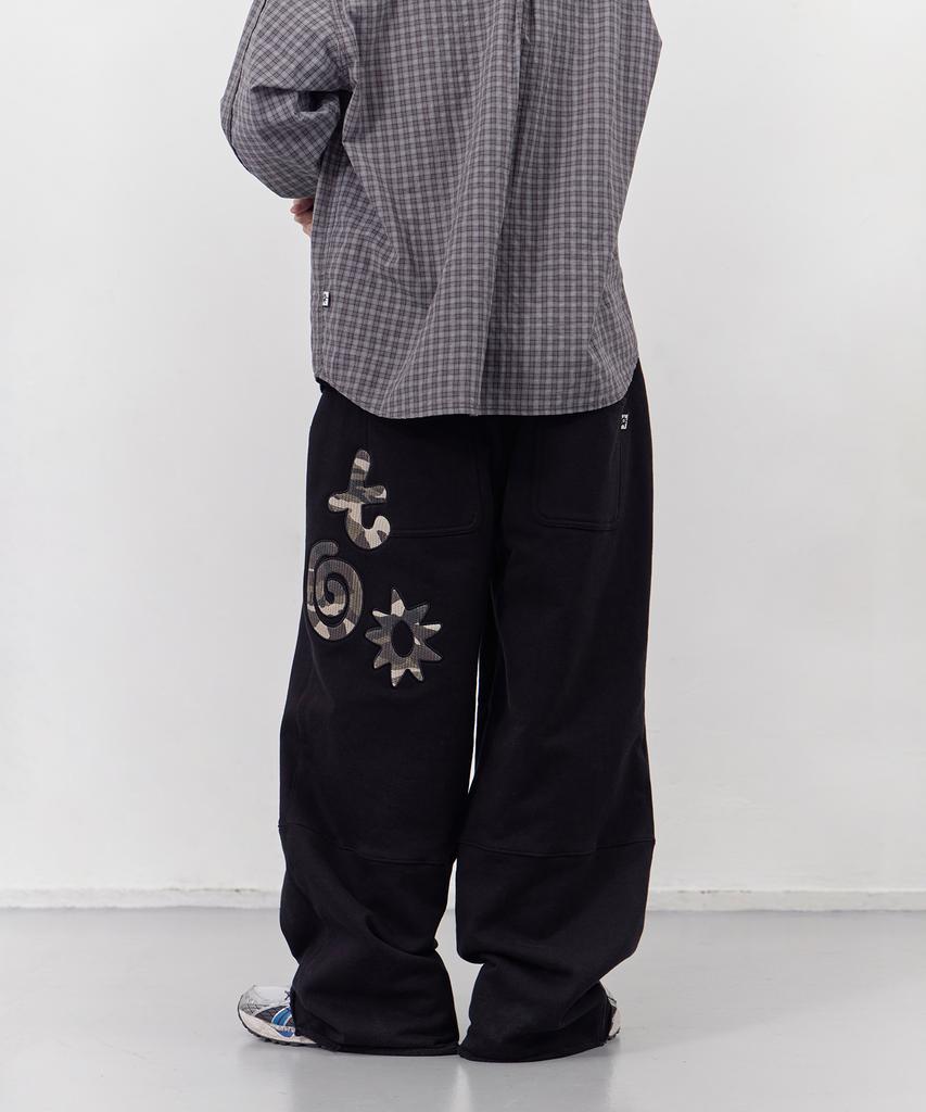 Tonilolenseu Applique Sweatpants Black