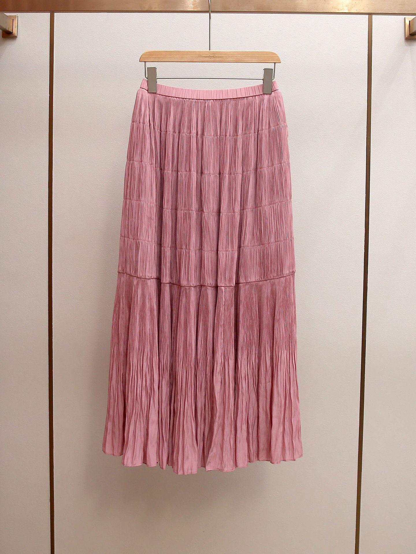 

Весенняя повседневная женская плиссированная струящаяся юбка с эластичным поясом Small розовый