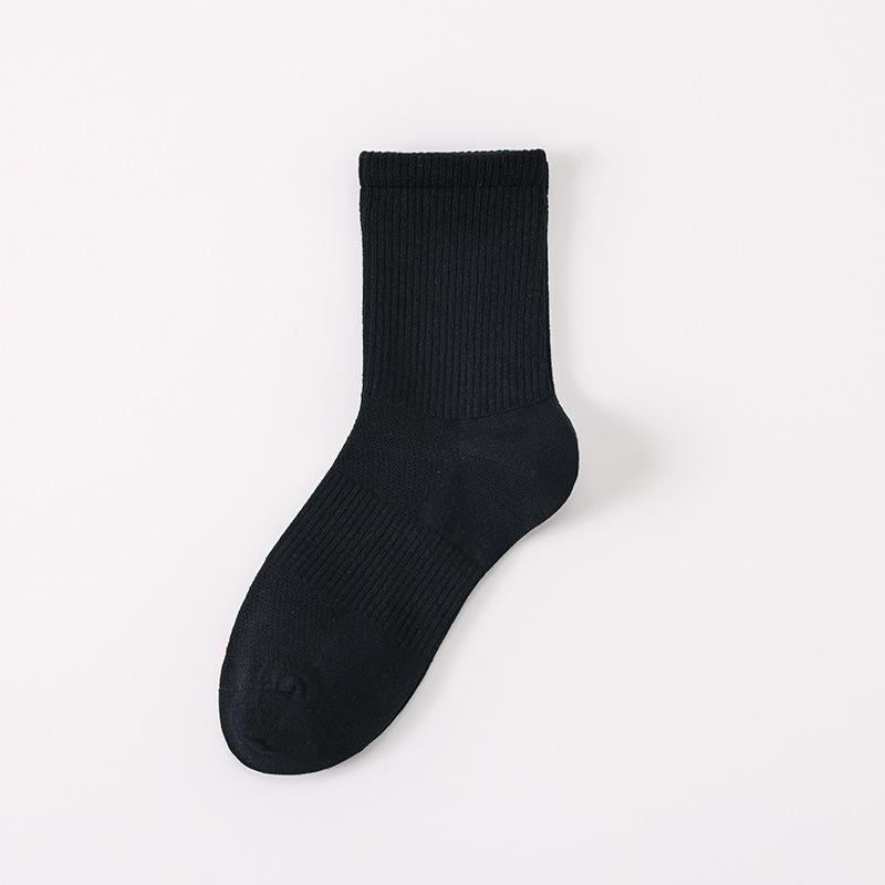 Female Spring and Autumn Pure Color Antibacterial Deodorant Sweat Absorption Anti Pilling Movement Tube Socks