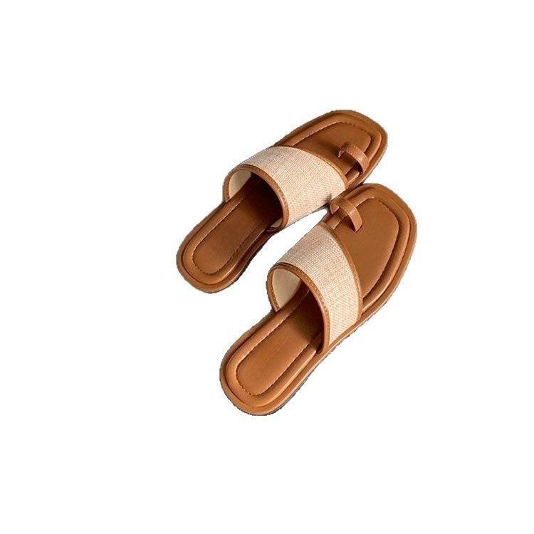Square head cover toe straw woven flat slippers women's summer wear new casual sandals belt