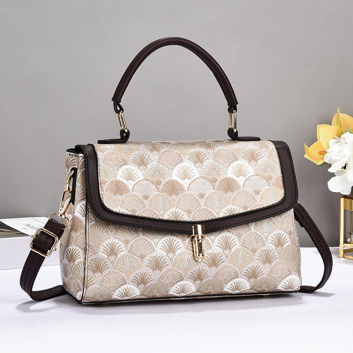 

Latest Design High Look Level Style Printed Handbag Splicing Senior Sense Shoulder Bag with Large Capacity Crossbody Bag .