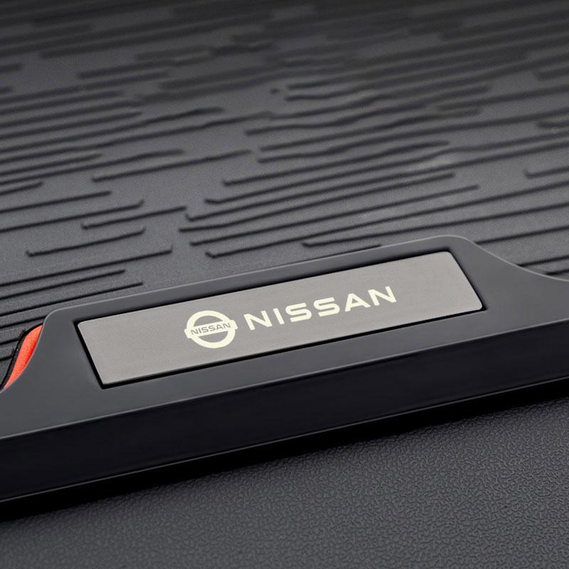 Car Anti Slip Mat Phone Holder Dashboard Car Phone Holder For Nissan Rogue Pathfinder X-Trail GTR Note Qashqai Juke Patrol
