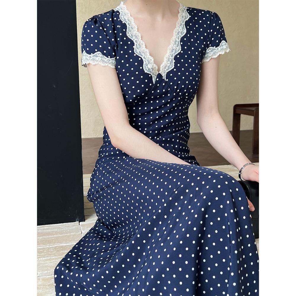 Summer Dress with V-neck, Elegant Polka Dots, Waist Slimming