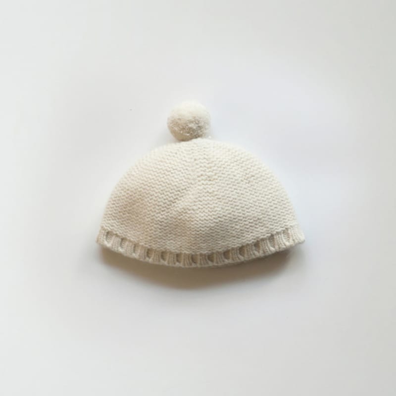 

NOTHING WRITTEN Alpaca knit beanie (Ivory) OS