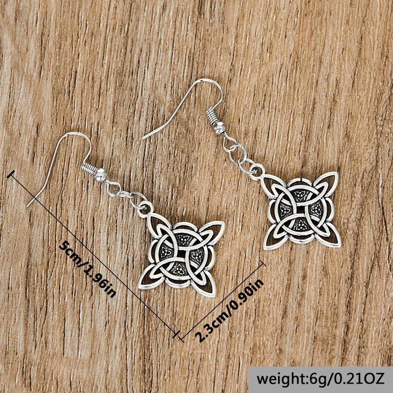 Men'S Retro Celtic Knot Earrings, Hollowed Out Clover Pendant, Minimalist Style Personalized Earring Piece