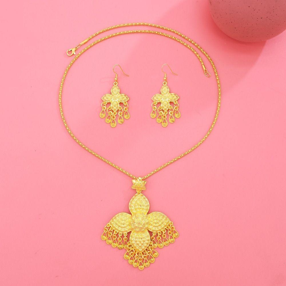 Zinc Zinc Alloy Gold Plated Jewelry Set Thai Women Jewelry Suit Sweet Necklace Earrings Set  Wedding