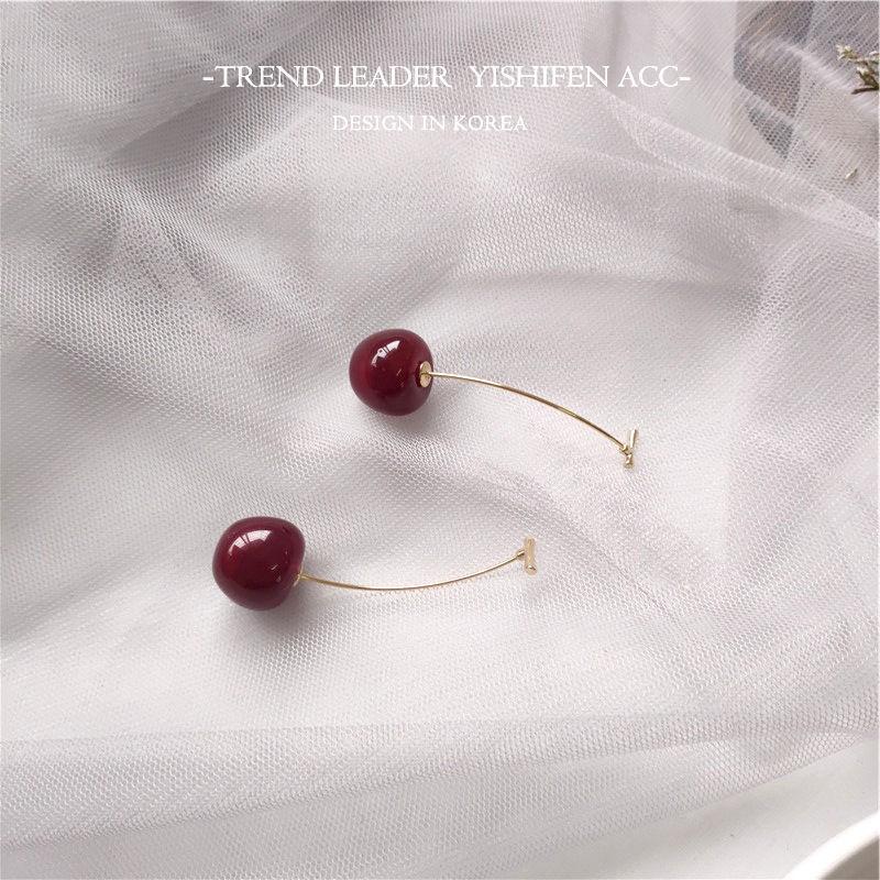 Japanese and Korean Red Cherry Cherries Earrings, Sweet Temperament, Versatile Personality, Fashion, Niche Design Earrings