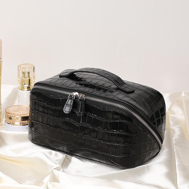 Aidanni Crocodile Pattern Genuine Leather Large-Capacity Handheld Cosmetic Bag, Storage Bag, Practical Handbag, Travel Toiletry