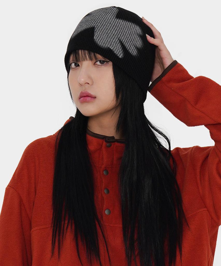 Ebeulisi Snowflake Logo Beanie (Black)