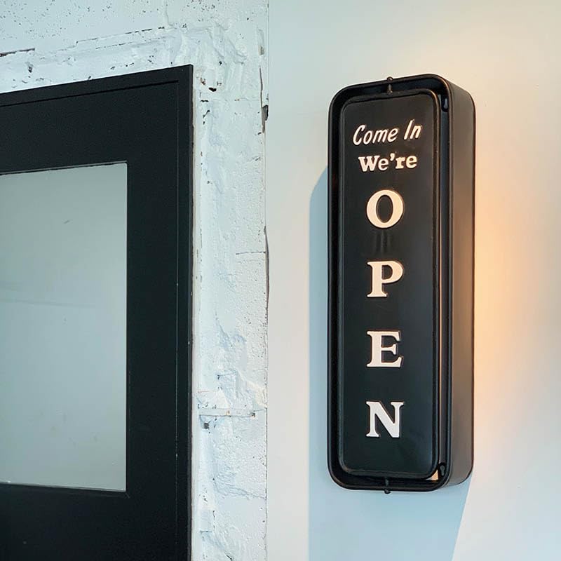 Dulton Wall Mount Spinner Sign Open Closed Navy A Nostalgic Yet Fresh and Charming Rotating Sign OPEN CLOSED Guidance For Stores Wall Mounted Height