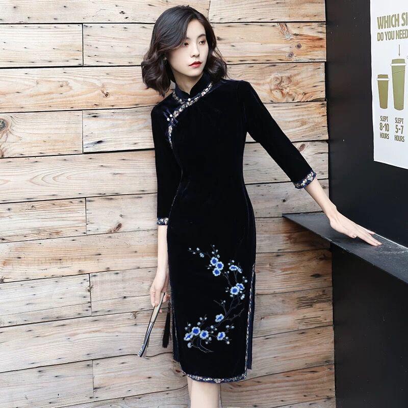 Plum Blossom Embroidery Cheongsam Patch - Chinese Style Decorative Flower Cloth Embellishment