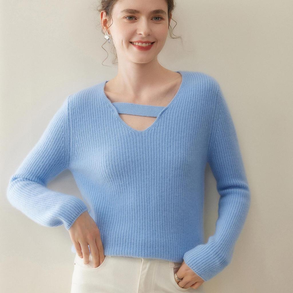 Women's Cashmere V-Neck Sweater - Elegant Rice Stitch Design, New Lazy Style, Simple Knitted Base Layer.