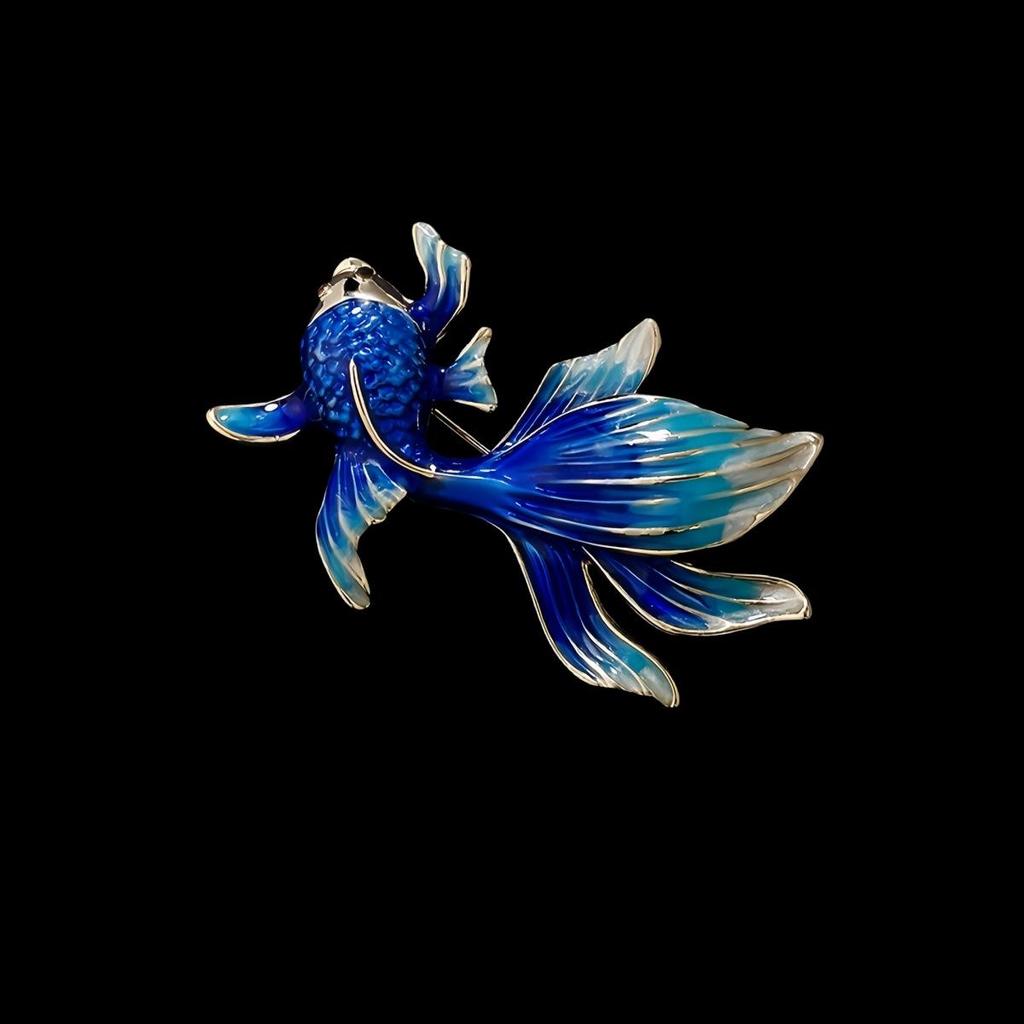 Elegant Koi Goldfish Brooch – Chic Chinese-Style Enamel Suit Pin for Women