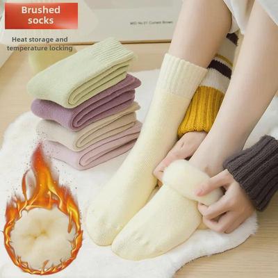 Women's Zhuji Mid-Tube Fleece Socks: Thick, Warm Velvet for Autumn/Winter - Perfect for Sleeping and Confinement