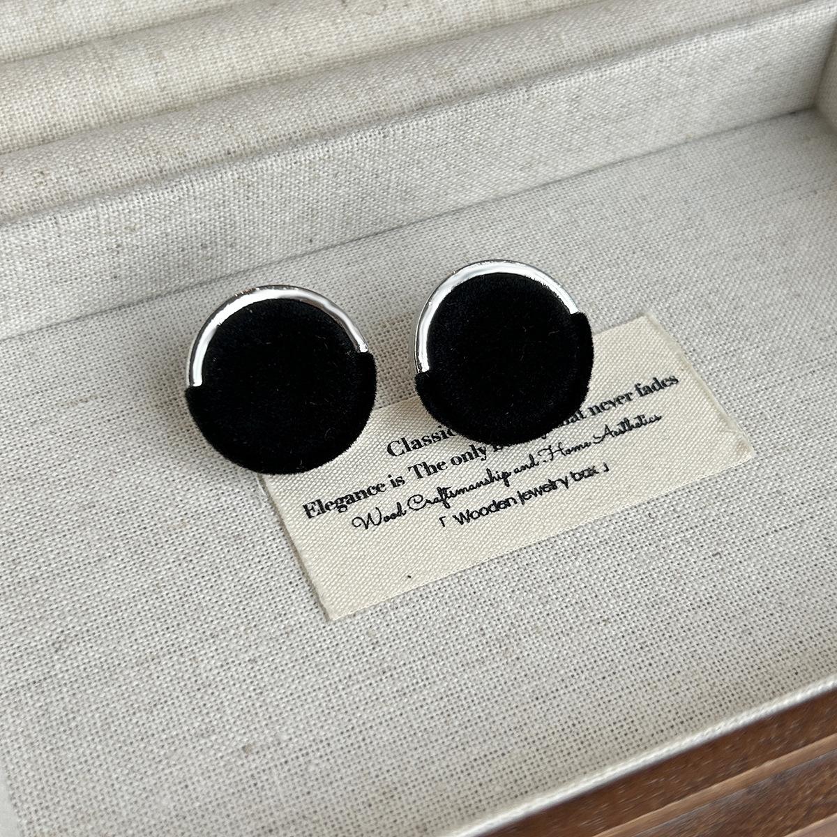 Осенние и Зимние Серьги-Гвоздики Круглые С Бархатистым Покрытием Литературные Ретро Простые Персонализированные Серьги Легкая Роскошь Высококлассные Серьги Женские