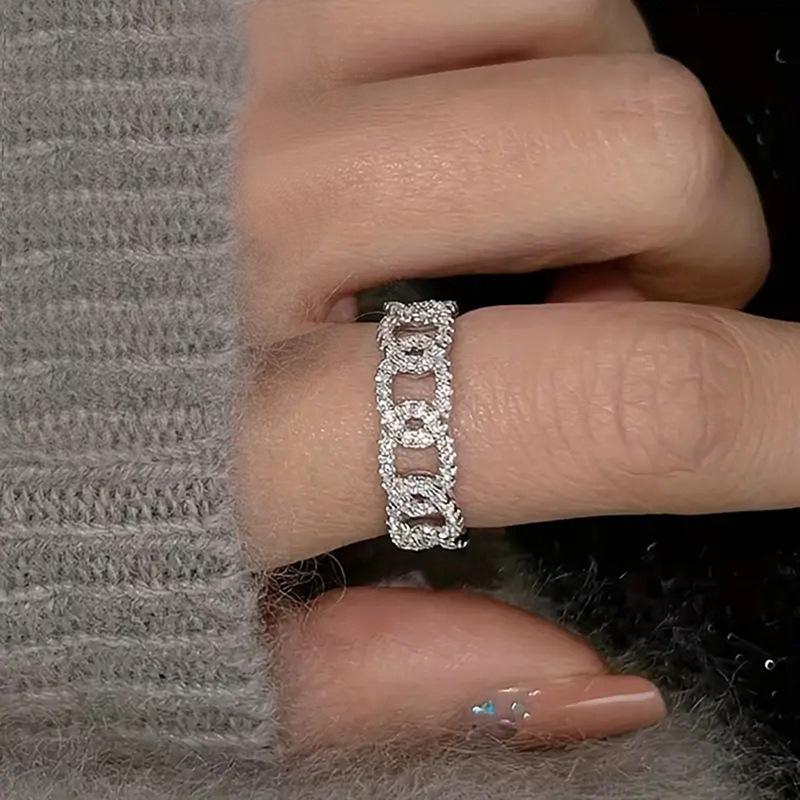 Ring Female Internet Celebrity Han Fan Geometric Buckle Jewelry Light Luxury Ring