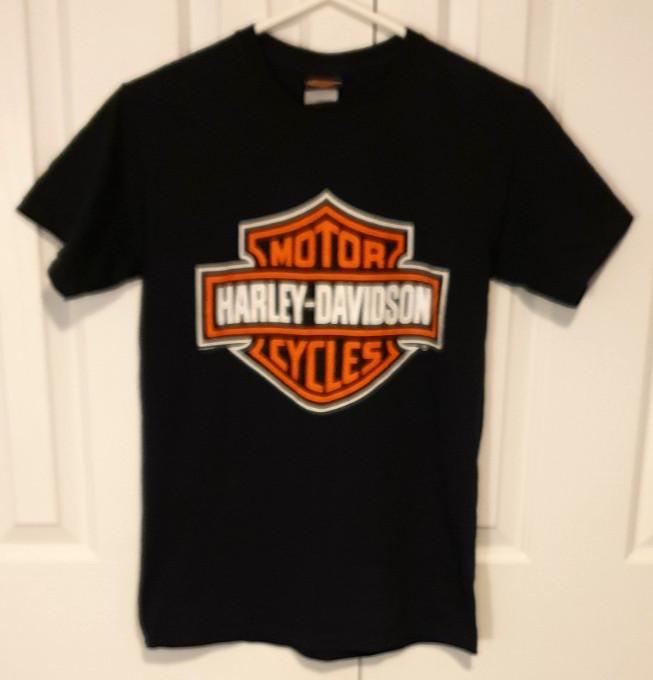 

HARLEYDAVIDSO wbr N MOTORCYCLES Harley Heaven Dandenong Bar amp Shield TShirt Size S Unisex T-Shirt M