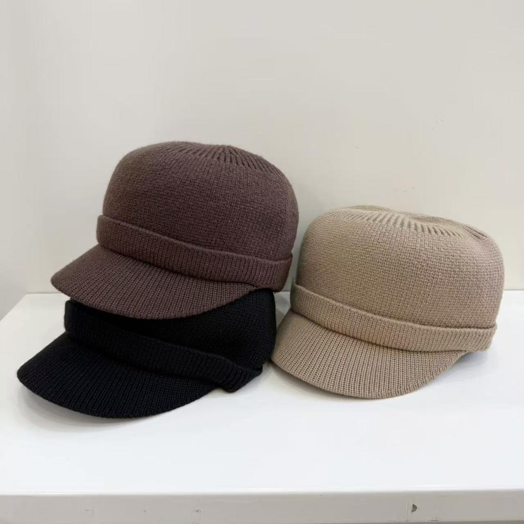 European and American niche black knitted hat, small brim cap, four-season versatile wool hat, small equestrian hat for women