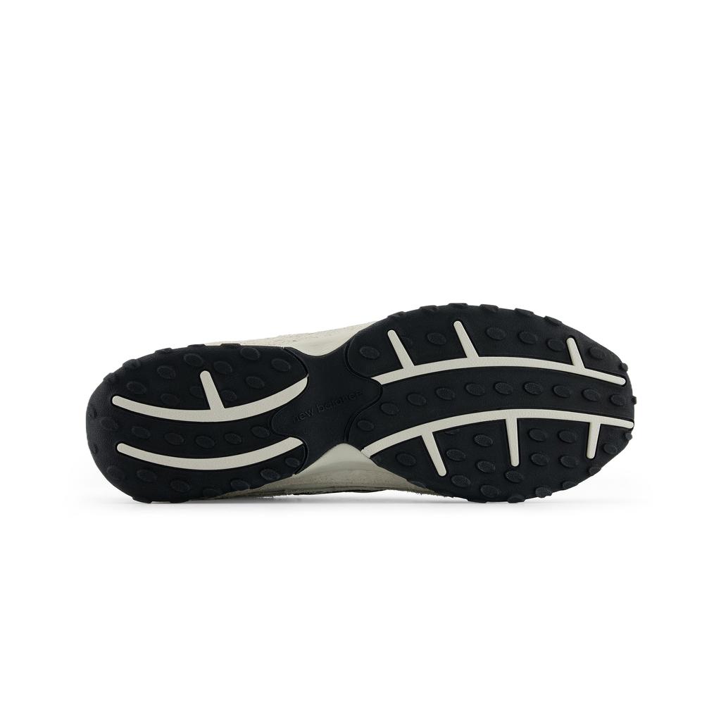 New Balance 204L Designed By The Beast Collaboration Lifestyle Sneakers Unisex Sneakers U204L4RO