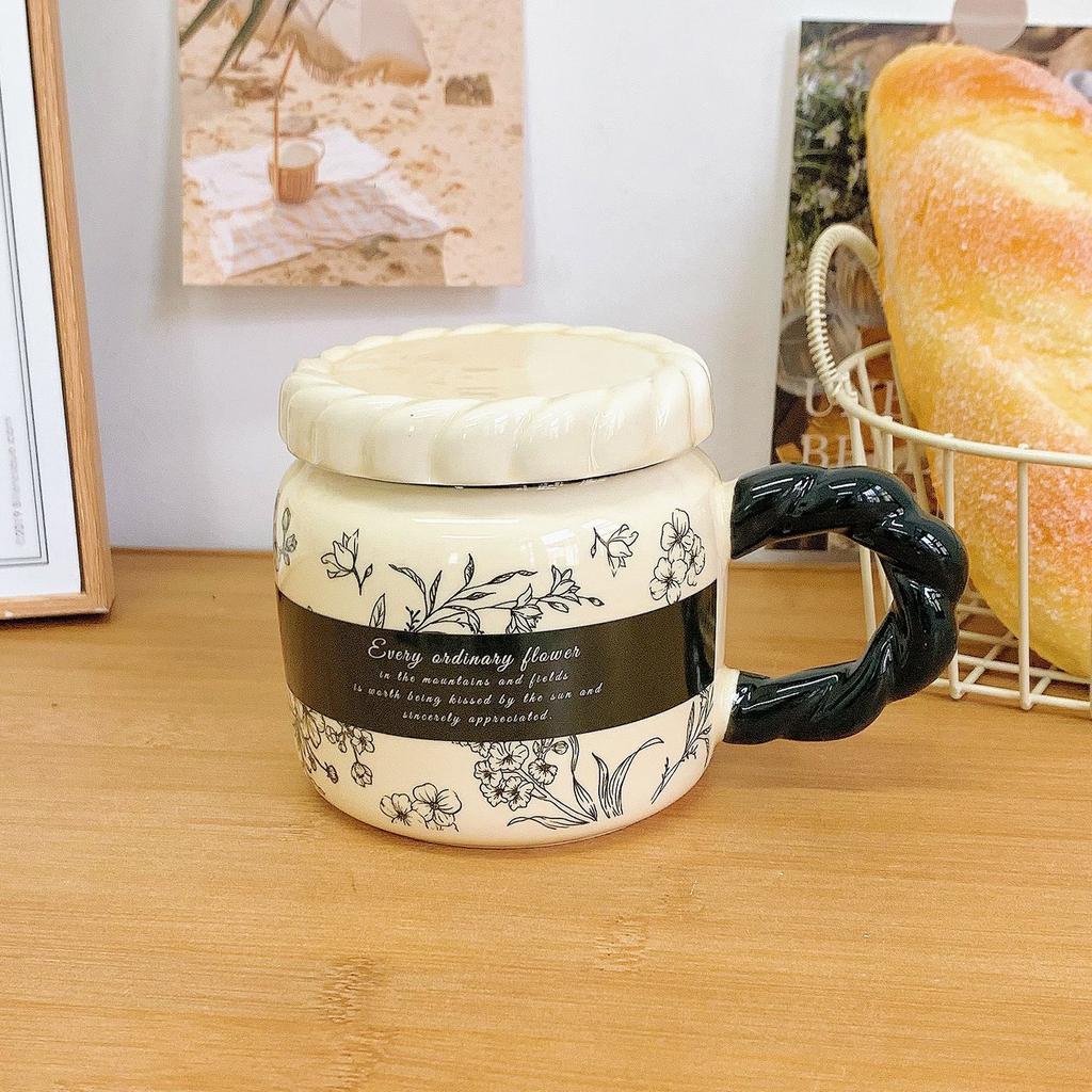 Medium Style Mug Ceramic High Value Water Cup for Girls Home Couple Cup Office Coffee Cup Souvenir