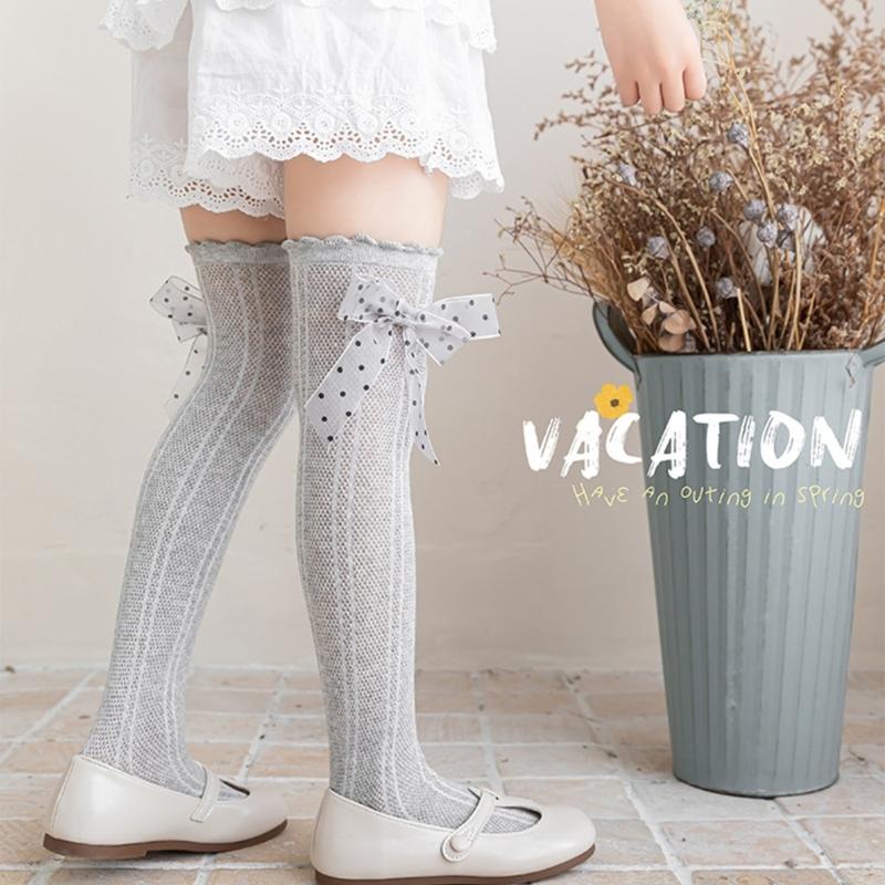 Süße Spitzenrüschen Baby Strümpfe Schleifen-Dekor Kinder Kniehoch Baumwolle Säuglinge Lange Schlauchsocken Stilvolle Strumpfwaren