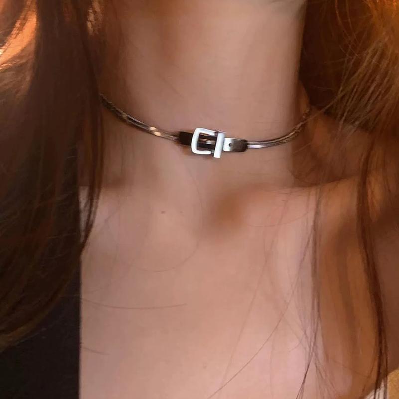 Stainless Steel Belt Buckle Collarbone Chain Necklace for Women Sexy Fashion Hip Hop Snake Bone Neck Chain Choker Collar