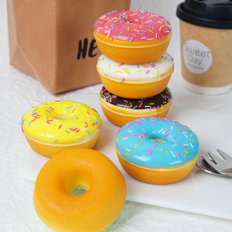 Simulation Donut Squeeze Stress Relief Toy High Simulation Decompression Fidget Toy for Hospital Patient Calm Down