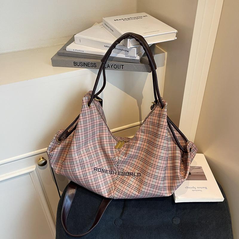 

New fresh plaid fashion shoulder bag simple casual messenger bag large capacity commuter tote bag хаки