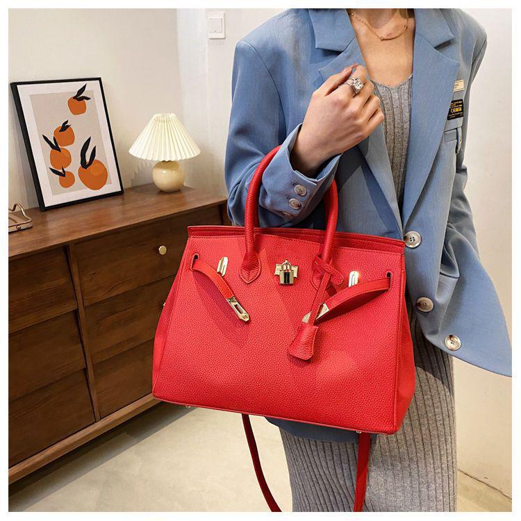2021 Trendy Korean Style Women's Luxury Textured Crossbody and Shoulder Bag, Versatile Fashion Handbag