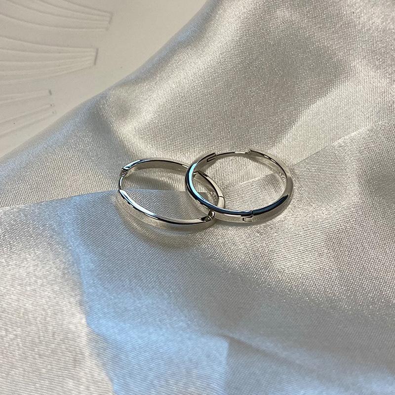 

Temperament Classic Simple Stainless Steel Circle Hoop Earrings for Women Charm Trendy Korea Earring Jewelry Gift Colorfast
