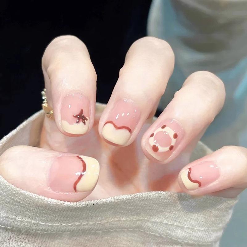

French Cream Donut Press-On Nail Art - Short Irregular Full-Size False Nail Tips