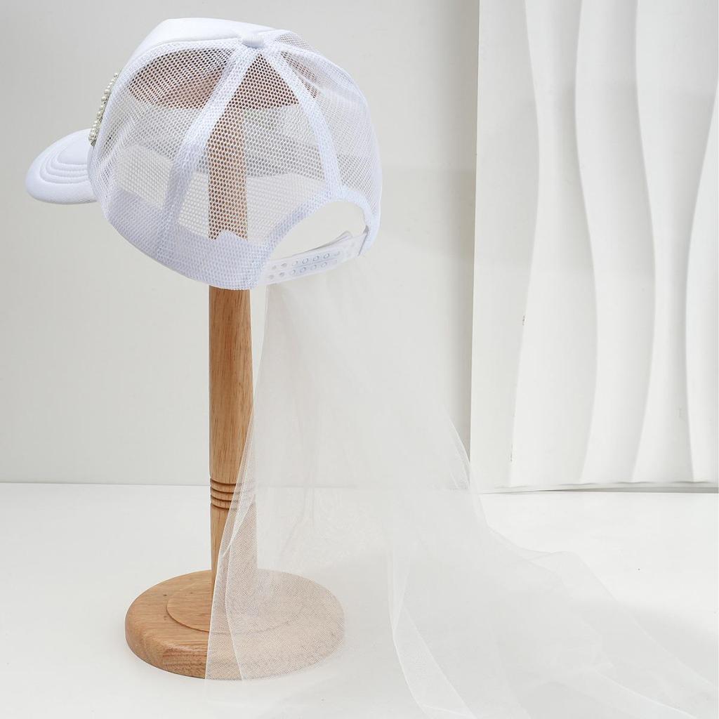 Unisex Casual Hat with Pearl Letters, Mesh & Bridal Veil for a Chic Engagement Party