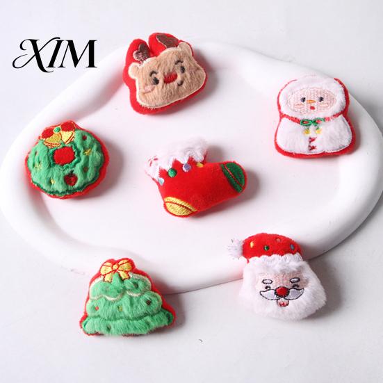 Christmas Cat Toys for Holiday Toy, Soft Plush Santa Claus Snowman Elk Tree Skin Friendly Chew Bite Interactive Pet Enrichment Toy Indoor Cats Stuffed
