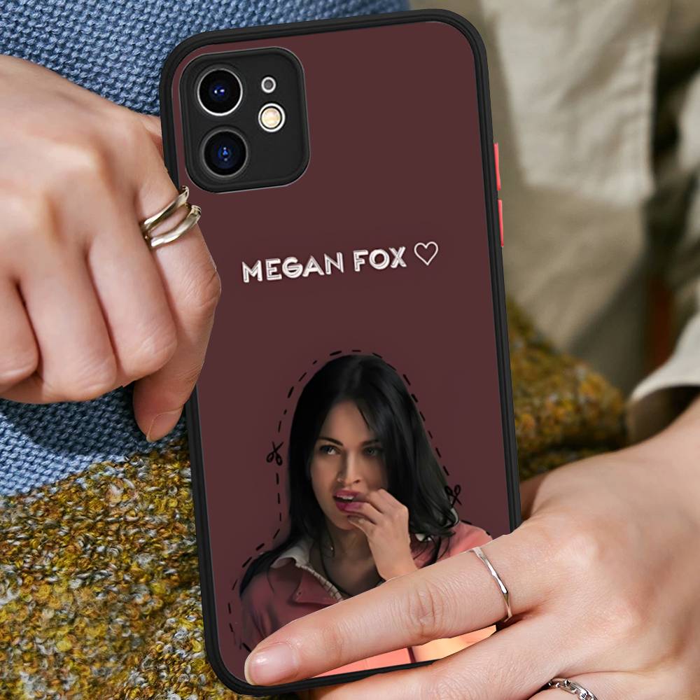 Schauspielerin M-Megan Fox Model Handyhülle Für IPhone 16e 16 15 14 13 12 11 Pro Max X XS Max Plus Matt Klar